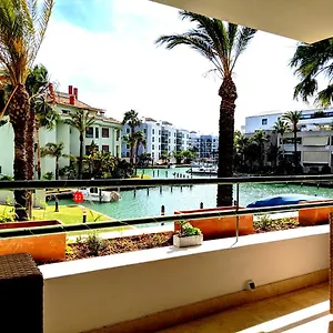 https://apt-polo-royale-waterfront-luxury-apt-3-terraces-and-pool.1costadelsol.com
